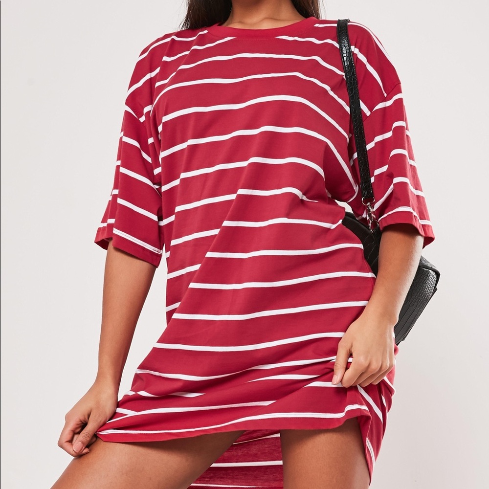 Missguided- Red Stripe Short Sleeve T Shirt Dress